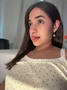 CuteeRose online show from May 2026 03:36:02 PM