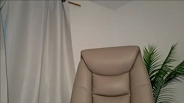 CuteeRose online show from May 2026 06:49:02 PM