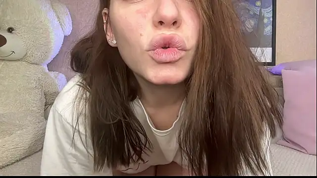 Snapshot of mia___mi chatting on March 2025 11:31:02 AM mia mi online show from March 2025 11:31:02 AM