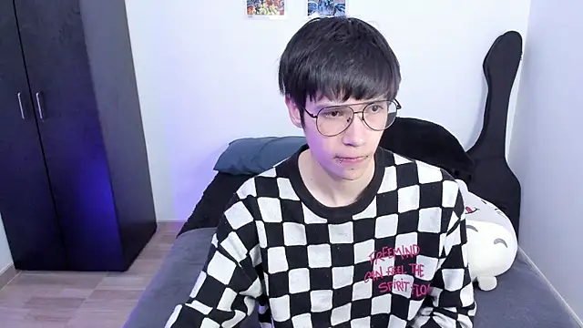 Aventure Twinks online show from March 2025 02:39:02 AM