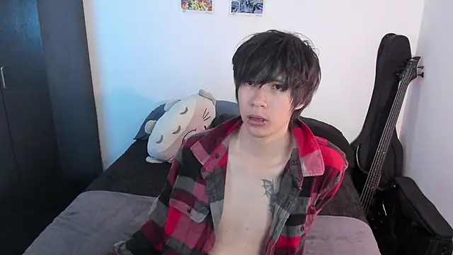 Aventure Twinks online show from May 2026 03:15:01 AM