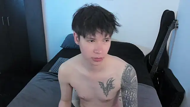 Aventure Twinks online show from June 2026 08:36:01 PM