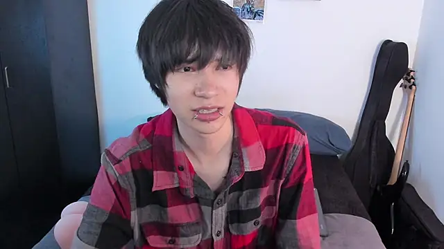 Aventure Twinks online show from May 2026 12:58:02 AM
