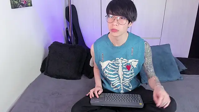 Aventure Twinks online show from January 2025 07:34:02 AM