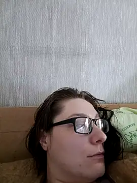 Snapshot of Nina7HotCherry chatting on November 2025 03:27:01 PM Nina7HotCherry online show from November 2025 03:27:01 PM