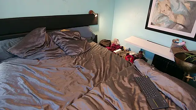 Prxscillia Tx online show from February 2026 04:05:02 PM