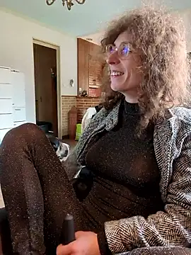 Prxscillia Tx online show from March 2026 10:10:02 AM