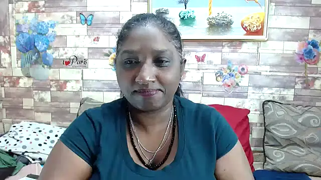 Snapshot of Indian_tracy chatting on October 2025 10:05:02 AM Indian tracy online show from October 2025 10:05:02 AM