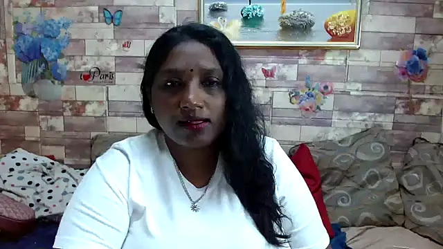Snapshot of Indian_tracy chatting on November 2025 08:12:01 PM Indian tracy online show from November 2025 08:12:01 PM