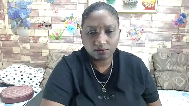 Snapshot of Indian_tracy chatting on September 2025 08:48:01 AM Indian tracy online show from September 2025 08:48:01 AM