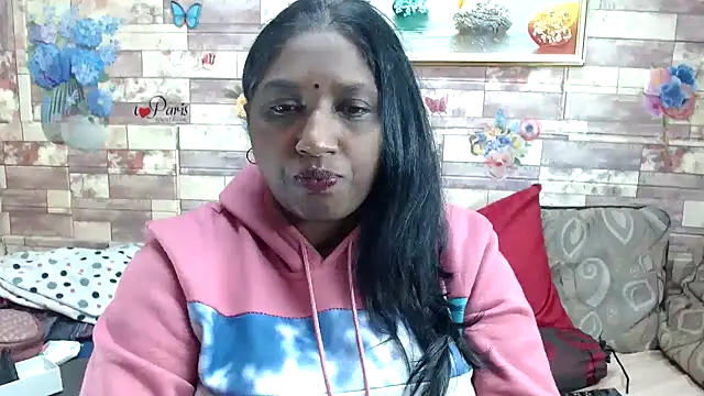 Snapshot of Indian_tracy chatting on October 2025 07:46:02 PM Indian tracy online show from October 2025 07:46:02 PM