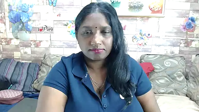 Snapshot of Indian_tracy chatting on November 2025 10:30:02 AM Indian tracy online show from November 2025 10:30:02 AM
