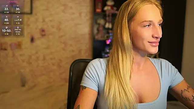 Nicolette  Shea  online show from December 2025 09:26:01 AM