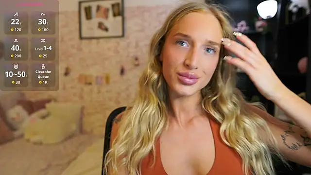 Nicolette  Shea  online show from September 2025 01:17:02 PM