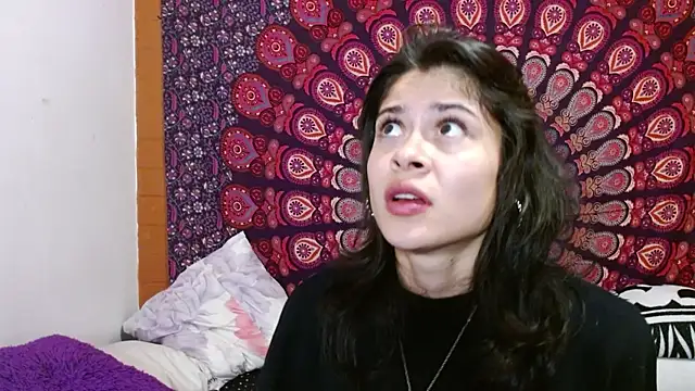 AbbySccott online show from December 2025 12:05:01 AM