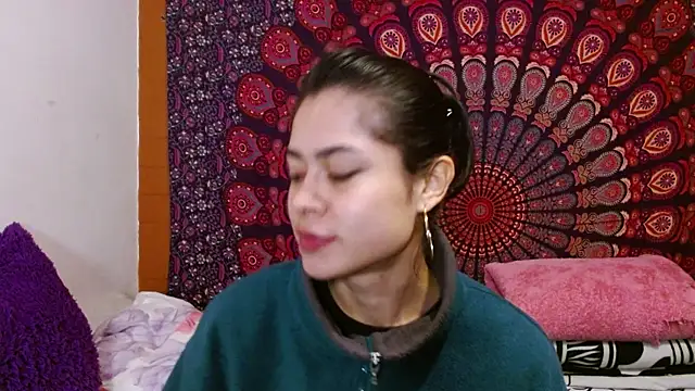 AbbySccott online show from November 2025 12:11:02 AM