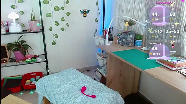 reaLISStic online show from November 2025 04:51:01 PM