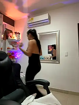 ZarahEvans online show from October 2025 03:24:01 PM