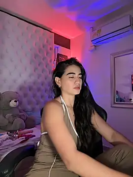 ZarahEvans online show from December 2025 08:08:02 PM