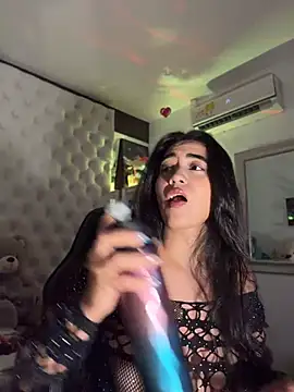ZarahEvans online show from June 2026 07:35:01 PM
