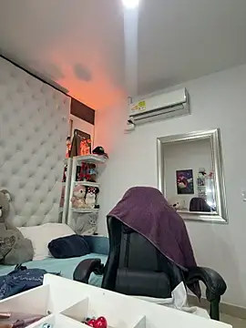 ZarahEvans online show from February 2026 11:58:01 PM