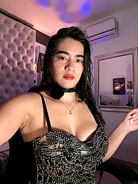 ZarahEvans online show from November 2025 03:39:02 PM