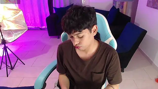 Franco Rizzo  online show from January 2026 08:23:01 PM