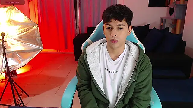 Franco Rizzo  online show from January 2026 08:16:02 PM