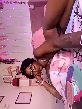 VixenCapri online show from October 2025 09:08:01 AM