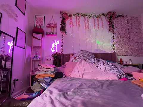 VixenCapri online show from February 2026 10:09:02 PM