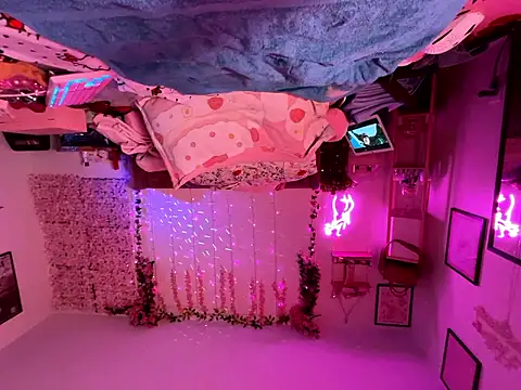 VixenCapri online show from February 2026 09:42:02 AM