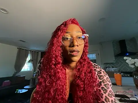 VixenCapri online show from April 2026 10:17:02 PM