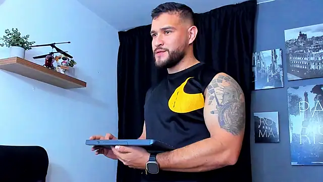 AndrewDiaz online show from November 2025 05:52:01 AM