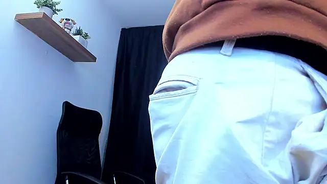 AndrewDiaz online show from March 2026 06:11:01 AM