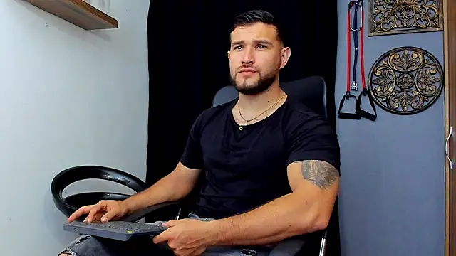 AndrewDiaz online show from January 2026 09:05:02 AM