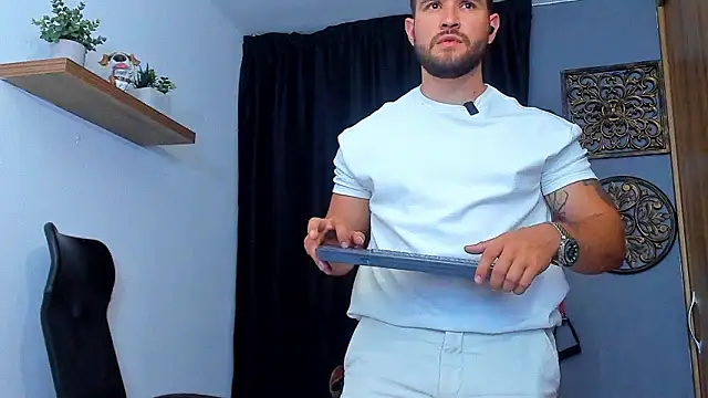 AndrewDiaz online show from March 2026 05:19:02 AM