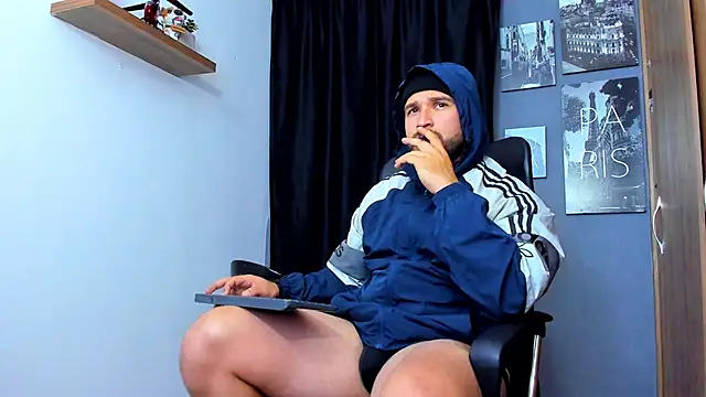 AndrewDiaz online show from November 2025 05:07:01 AM