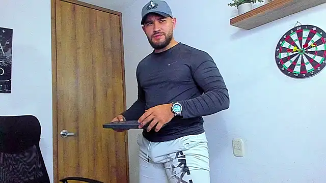 AndrewDiaz online show from September 2025 11:55:01 PM
