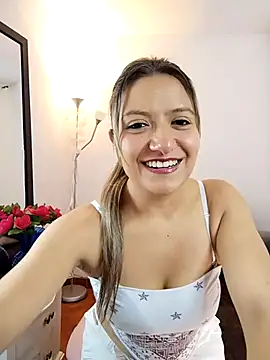 valeriahunter1 online show from October 2025 09:47:01 PM