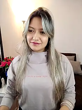 valeriahunter1 online show from October 2025 12:12:01 AM