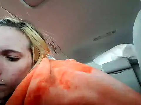 SmokeShow686 online show from March 2025 06:25:01 PM