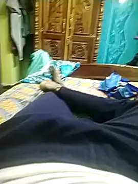 Snapshot of Tamil10inches chatting on December 2024 04:27:01 PM Tamil10inches online show from December 2024 04:27:01 PM