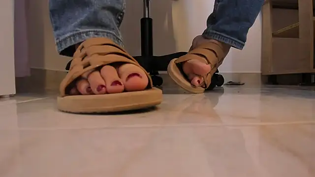 kattypinkk online show from March 2026 08:31:02 PM