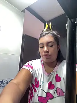 elana kepler online show from October 2025 04:48:02 PM