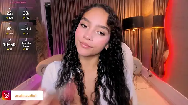 Snapshot of anahi_curlie1 chatting on June 2026 11:31:02 AM anahi curlie1 online show from June 2026 11:31:02 AM