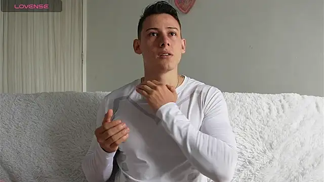 Muscle King Cum online show from March 2026 03:03:01 PM