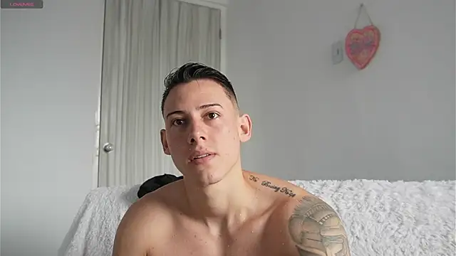 Muscle King Cum online show from March 2026 01:22:01 PM