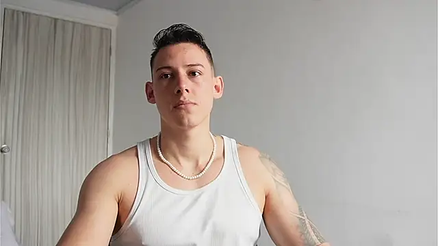 Muscle King Cum online show from April 2026 02:53:01 PM