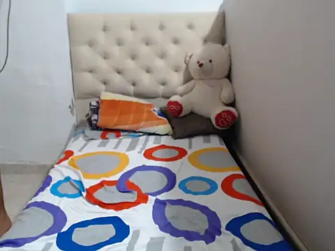 KIARAMARSHALLWELLZ online show from September 2025 07:02:02 PM