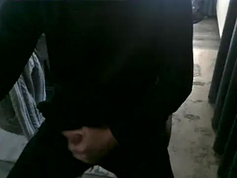 Snapshot of hornyman18cm39 chatting on February 2025 12:14:02 PM hornyman18cm39 online show from February 2025 12:14:02 PM